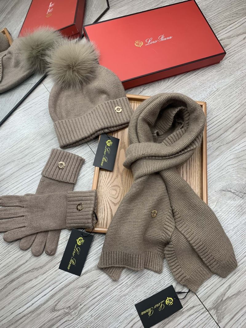 Love Piana Caps Scarfs